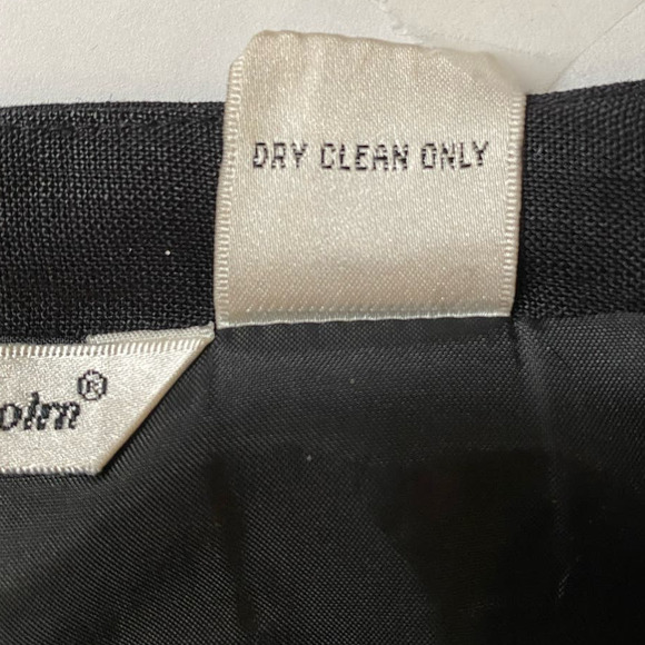 Richard Malcolm Black Linen Multi Color Floral Embroidery Ruffle Pencil Skirt - Picture 7 of 9